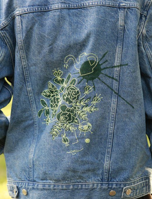 veste en jean brodée vert